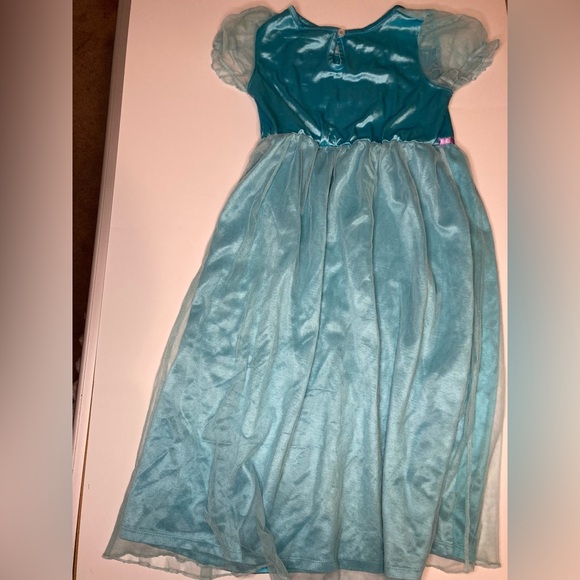 Disney frozen Elsa costume - Picture 8 of 13